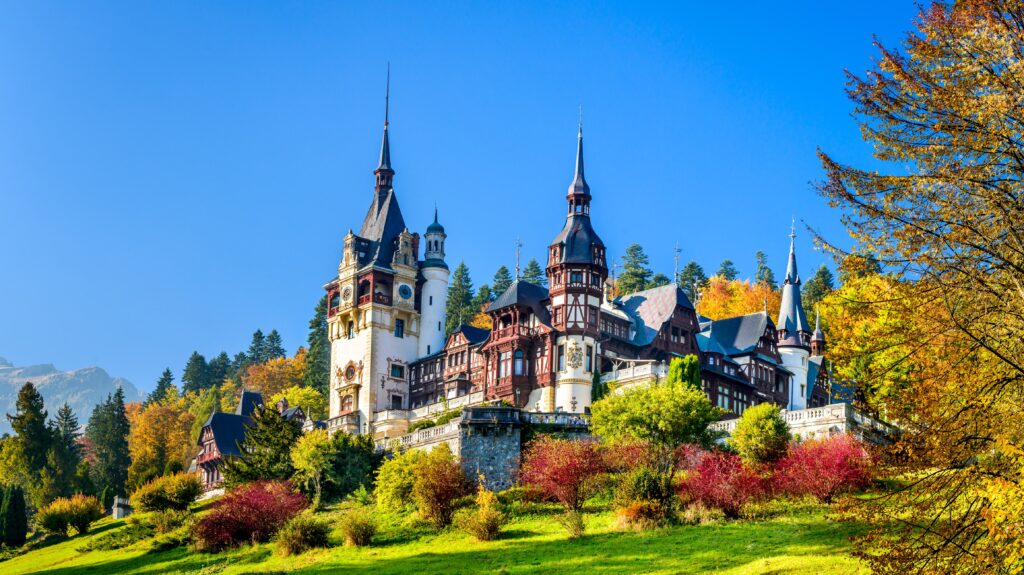 Peles castle1-min